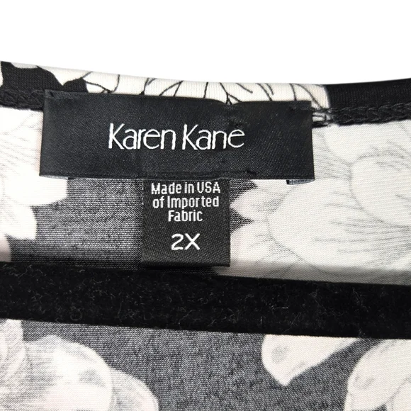 Karen Kane Size 2X Black White  Floral Top Wrinkle Free Tunic - Picture 4 of 16
